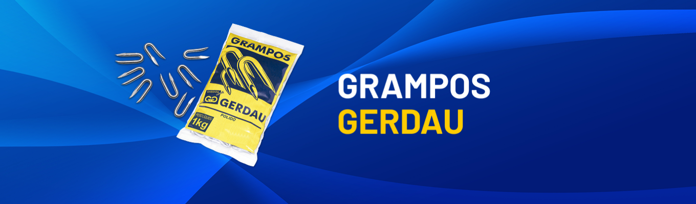Pacote de grampos Gerdau 1 kg com unidades metálicas expostas ao lado, indicado para fixação de cercas.