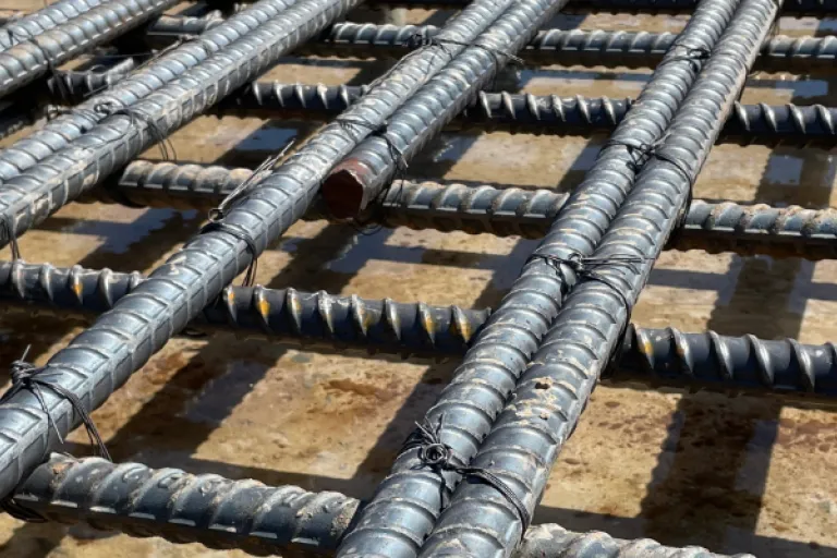 Detalhe de emenda por traspasse